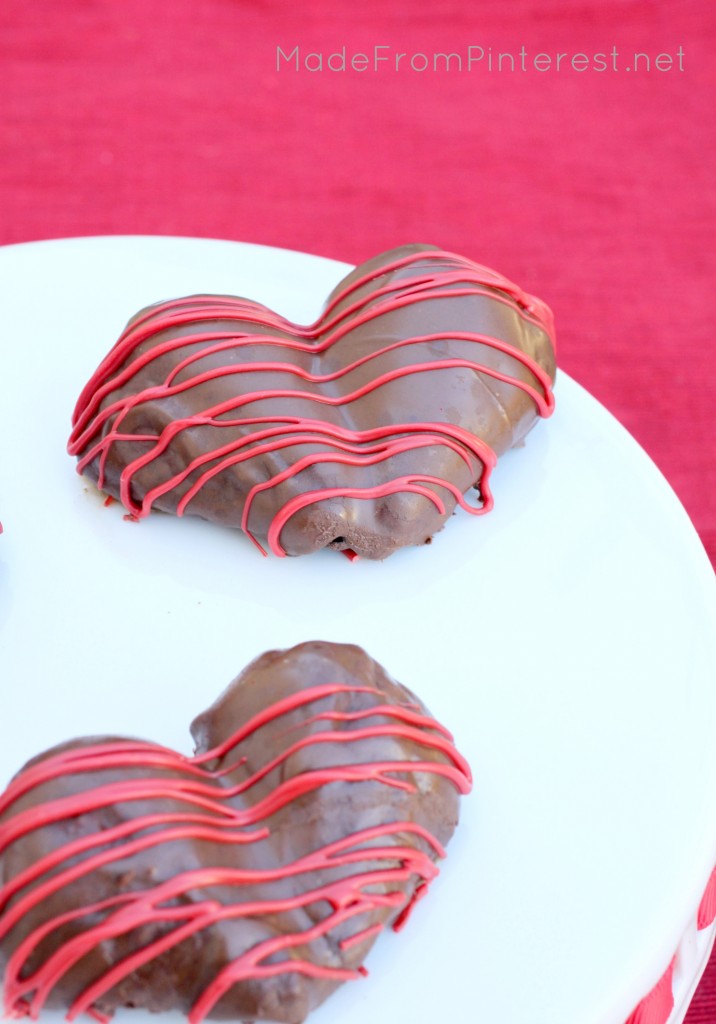 Heart Shaped Chocolate Strawberries tutorial