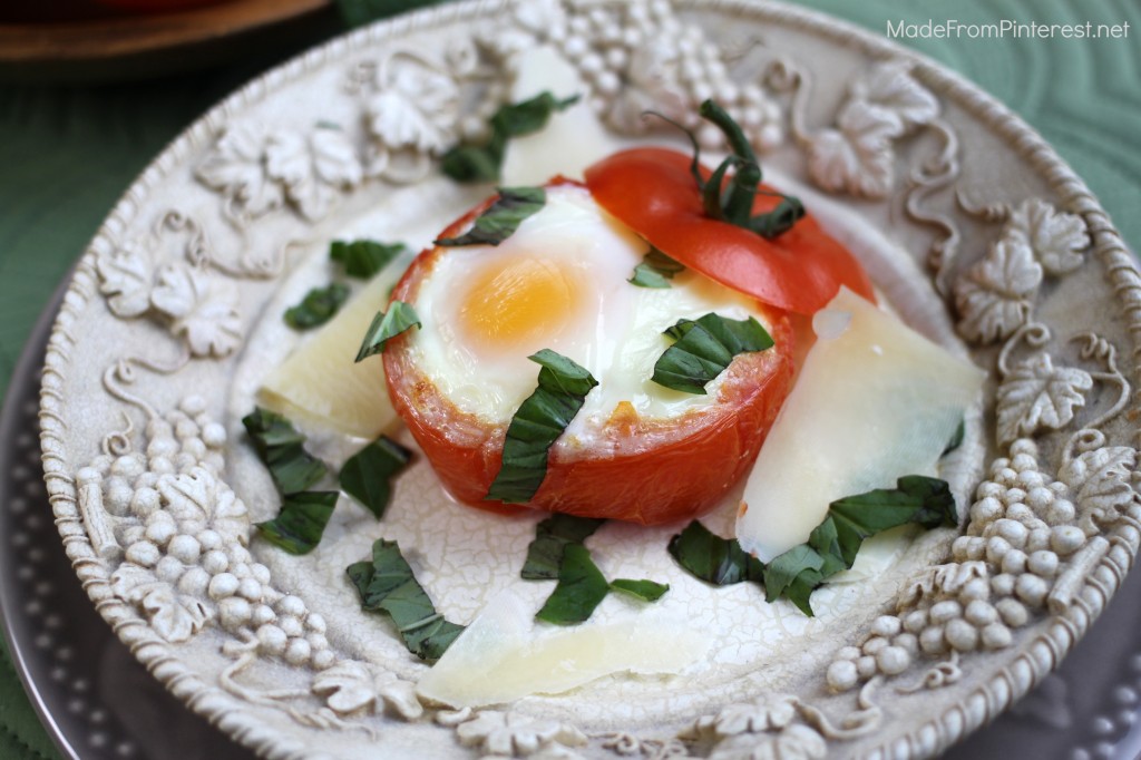 If healthy always tasted this good, it wouldn't be hard to eat healthy. Baked Egg Tomato Cups