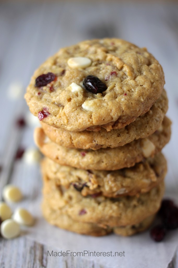 Revolution Cookies - These cookies are a little bite of heaven! Oatmeal, white chips and dried cranberries and blueberries make a red, white and blue patriotic cookie you don't want to miss.
