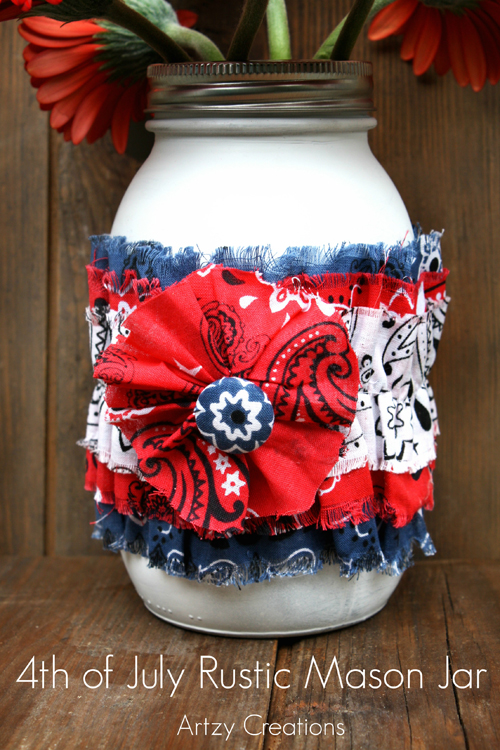 4th of July Rustic Mason Jar. What a darling centerpiece!