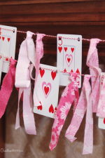 Valentines Banner - Give your mantle a fun romantic look with this adorable Valentine's Day Banner craft. This is such a fun DIY project for Valentine's Day!
