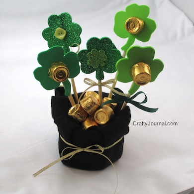 Pot-of-Gold-Shamrock-Bouquet